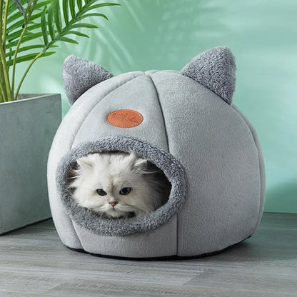 Igloo douillet à oreilles de chat